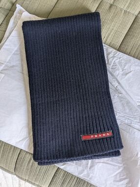 NWT Prada Linea Rosa Wool Men's Scarf